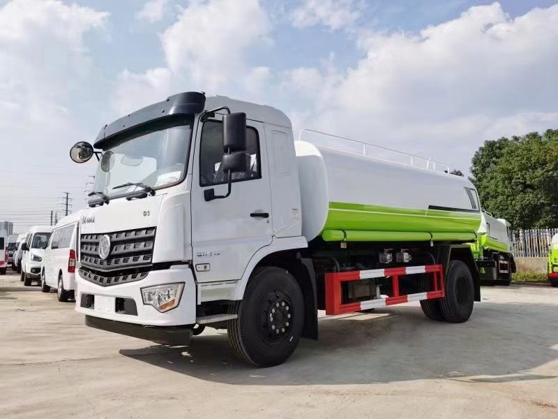 國(guó)六東風(fēng)新款K6 12-14方灑水車